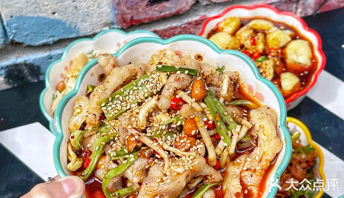 乐山超的小吃甜品，人均30吃到爽