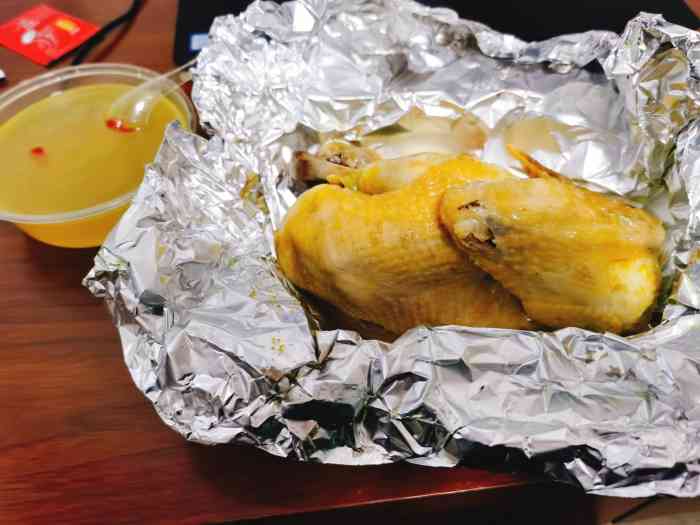 82年叫花鸡(创新时代美食城店)-"时间:2020-06-08 地点:宝山路.