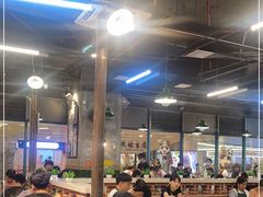大堂-憨铁匠老火锅(龙岗万科里店)