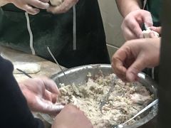 -舒小笼松针小笼包