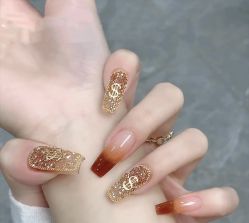 -桃色美甲沙龙