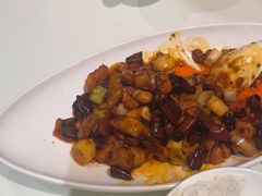 -渝信川菜 · 川味家常菜(财富购物中心店)