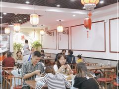 大堂-朱新年·苏式汤团·面点(北寺塔店)