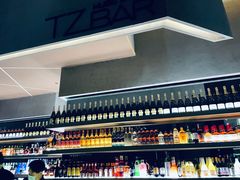-TZ House音乐现场(来福士中心店)