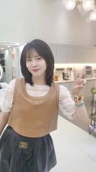 -十六番发型师事务所