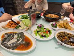 -江南韵·无锡太湖文化体验餐厅(凤凰天街店)