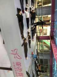 点击看大图 -单色舞蹈