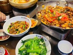 -富正毅三下锅·湘西韵味(天门山索道店)