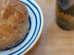 经典菠萝油-可颂坊(中心书城店)