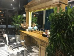 -TWOFACE 双面理发馆