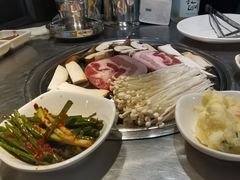 -韩聚屋韩国烤肉餐厅(新北万达店)