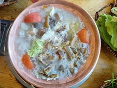 -阿婆情腊排骨火锅(忠义店)