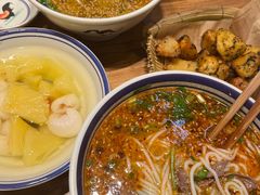 -云阿蛮云南生烫牛肉米线(奉贤路店)