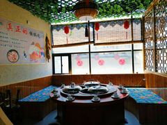 -袁小二大东北铁锅炖(吉祥村总部)