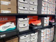 -NIKE上海青浦优选体验店