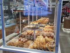 -焙丽拾光(麦凯乐直营店)