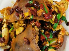 -亚龙湾亚泰商业街