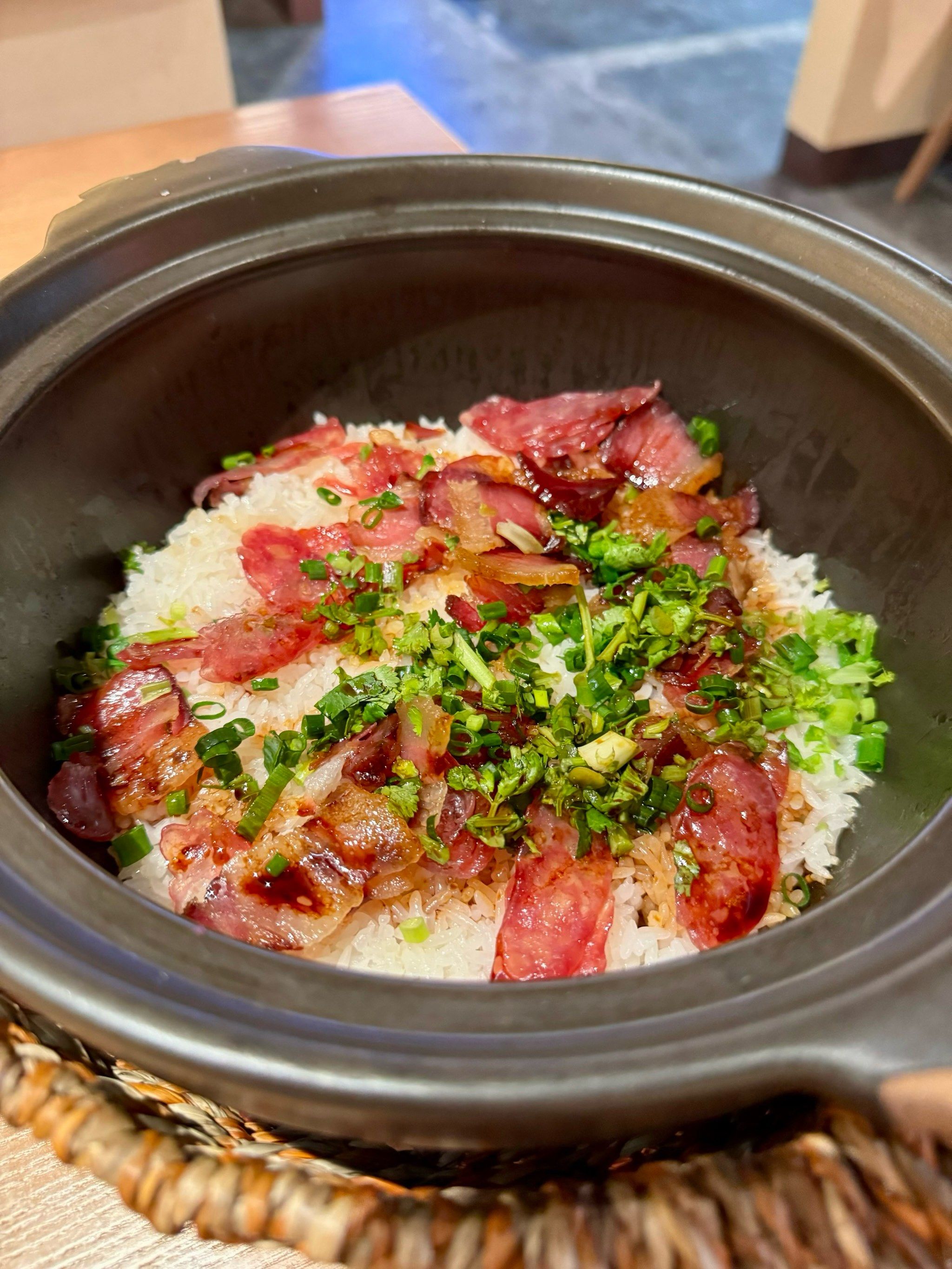 腊味煲仔饭,香