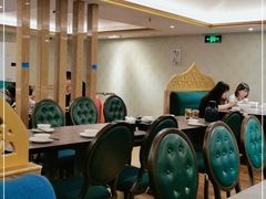 大堂-贯贯吉·清真餐厅(浙江中路店)