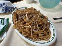 牛肉炒河粉-太白餐厅•三十年老字号•坚持做现菜(体育东横街店)