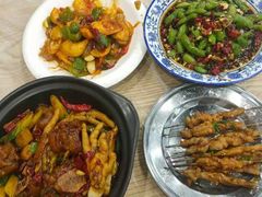 -江城燕子大排档(江汉路步行街店)