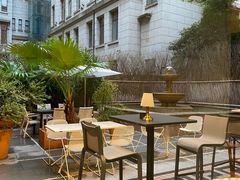 -潮一不贰·法式甜品·生日蛋糕·西式简餐(外滩店)