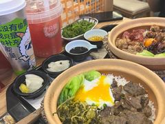 -煲仔皇腊味煲仔饭(经四万达店)