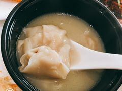-新镇江酒家(南京西路店)