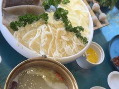 -慢丽江·云南野生菌土鸡锅(付家庄店)
