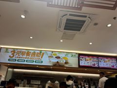 -南城香·饭香串香馄饨香(青年路店)