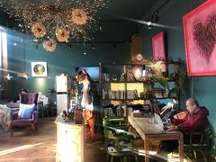-出走咖啡·面包(宋庄店)