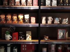 零售区-星巴克(北京三里屯SOHO一店)