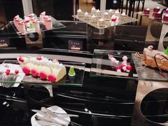 -浦东绿地铂骊酒店-POYA西餐厅(绿地东海岸国际广场店)