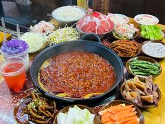 -赵美丽·重庆社区火锅·直营店(火车东站·中豪国际店)