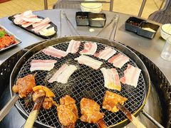 -彝人部落火盆烧烤(原内环足球场店)