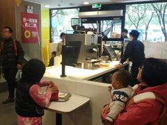 -麦当劳(宝山大厦店)