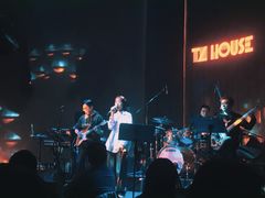 -TZ House音乐现场(来福士中心店)