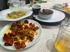 -巧克力渔家.小船海鲜胶东菜(万平口店)