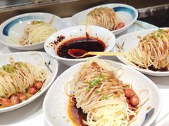 -金马门国际美食百汇(珞喻路店)