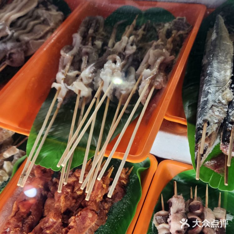 生活不仅有诗酒，还有烤串和火锅！