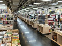 -三联韬奋书店(美术馆店)