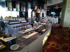 -荣誉国际酒店-云顶旋转餐厅