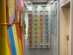 -目艮眼镜SHOWROOM(品牌集合店)