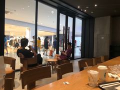 大堂-星巴克(杭州临平万达广场店)