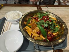 -大食代美食广场(上海中心店)