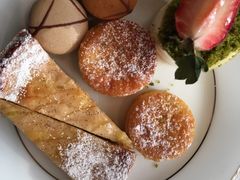 -AZUR聚(香格里拉饭店)