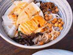 豆花米线-多味居(剪子巷店)