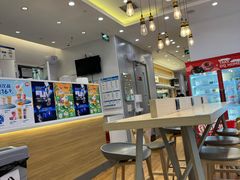 -DQ·蛋糕·冰淇淋(湖景东路店)