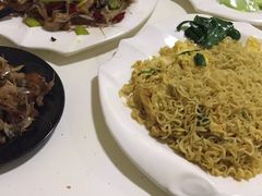 -喝丢一只鞋海鲜烧烤·海肠捞饭(文体街店)