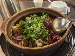 -胡须佬鸡煲四季火锅店(石厦西村直营店)